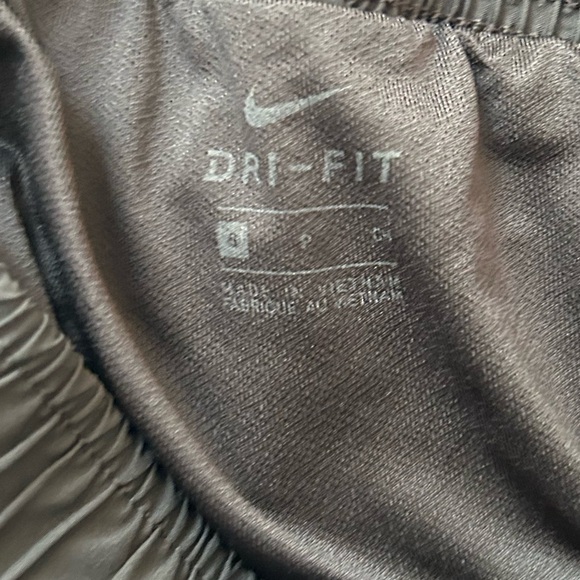 Nike Dri-fit Tempo Running Shorts - Picture 3 of 3